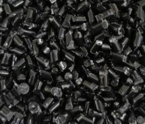 ПБТ PBT Полибутилентерефталат гранула и дробленка высокого качества цвет черный глянец